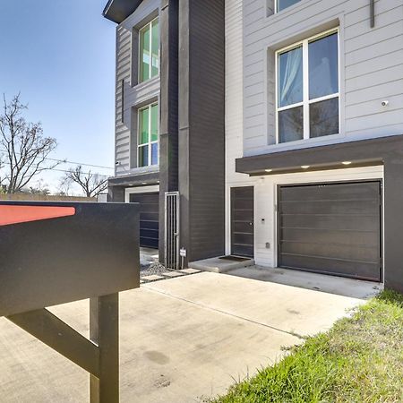 3 Mi To Dtwn Modern Townhome With Yard In Χιούστον Εξωτερικό φωτογραφία