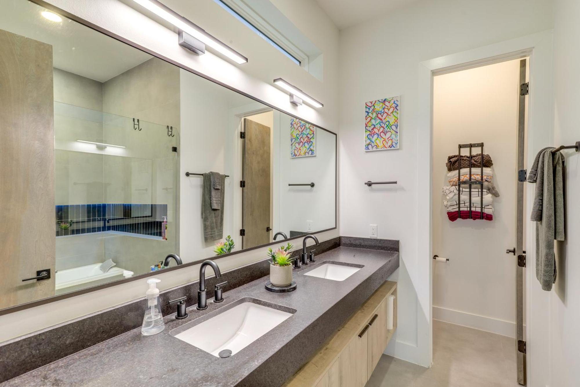 3 Mi To Dtwn Modern Townhome With Yard In Χιούστον Εξωτερικό φωτογραφία